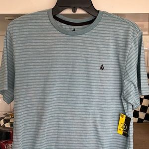 NWT Volcom boys tee